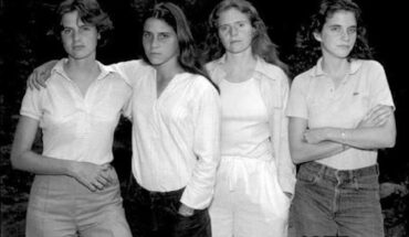 These 4 Sisters Took the Same Photo for 40 Years – Try Not to Cry When You See the Last One!